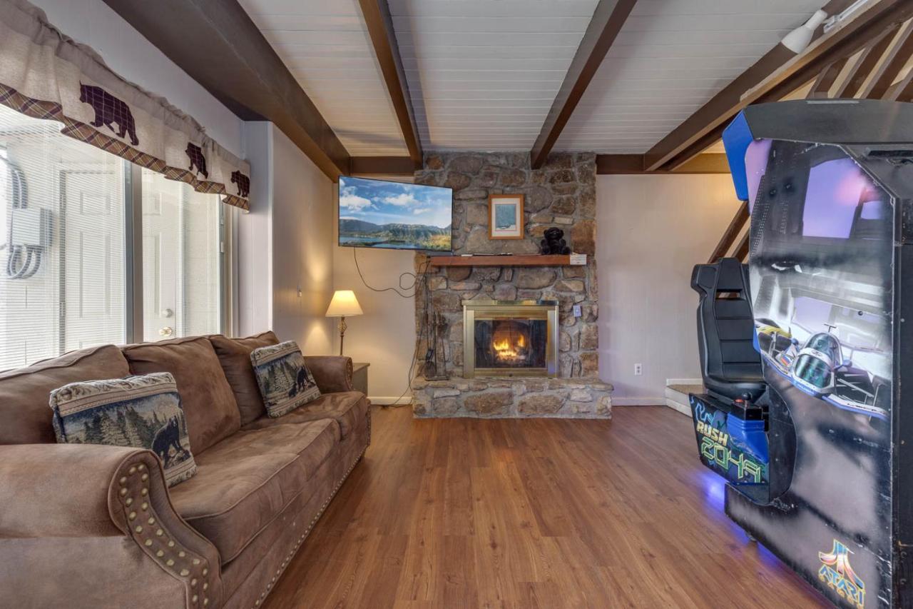 Bear View Chalet, 3 Bedroom, Pool, Pets, Arcades, Wifi, Hot Tub, Sleeps 12 Gatlinburg Exterior foto