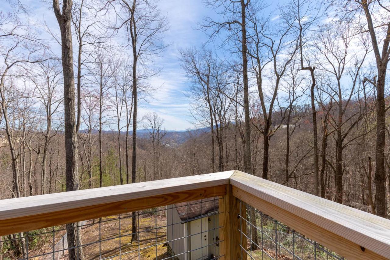 Bear View Chalet, 3 Bedroom, Pool, Pets, Arcades, Wifi, Hot Tub, Sleeps 12 Gatlinburg Exterior foto