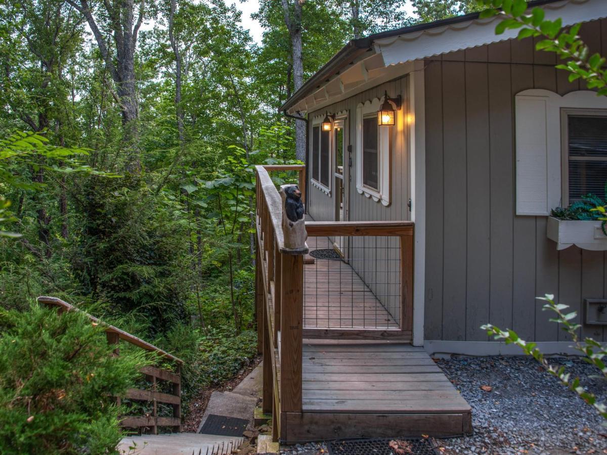 Bear View Chalet, 3 Bedroom, Pool, Pets, Arcades, Wifi, Hot Tub, Sleeps 12 Gatlinburg Exterior foto